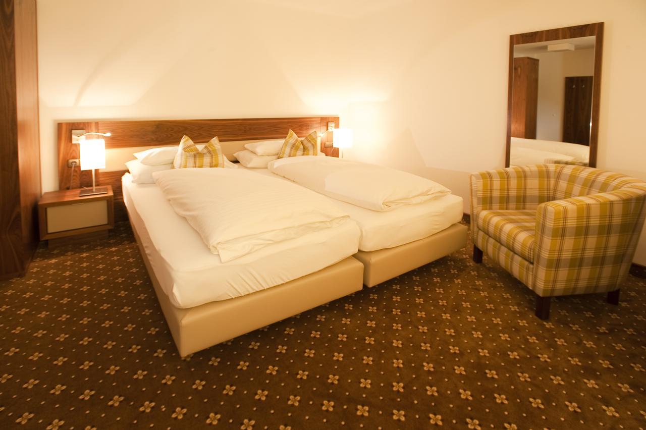 Zum Dorfschmied Hotel Klein Sankt Paul Kültér fotó